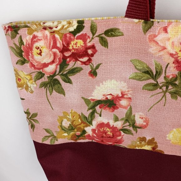 Carolee NYC Floral Tote Bag - Picture 4 of 16